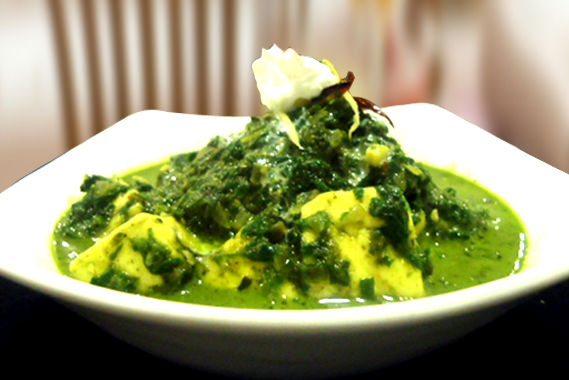 Paneer_mellowed_with_palak