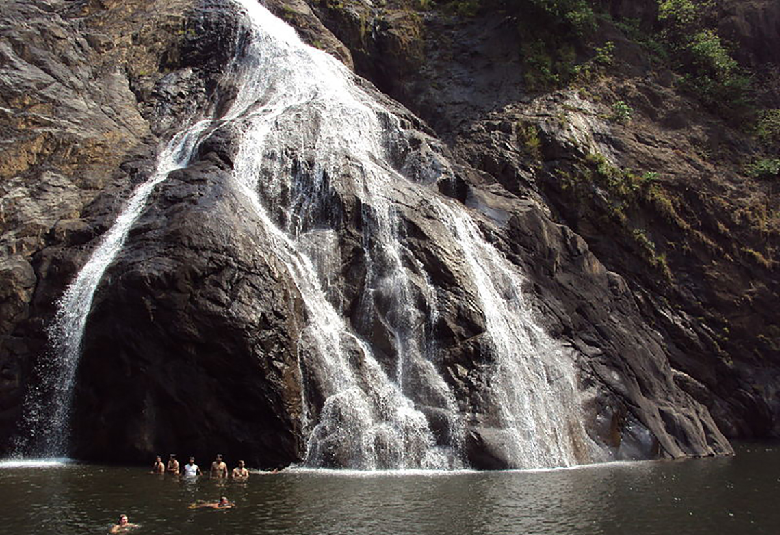 dudhsagar waterfalls goa india Images