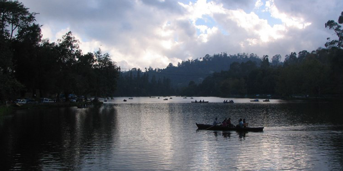 Image Credit - http://commons.wikimedia.org/wiki/File:Kodaikanal_Lake.jpg