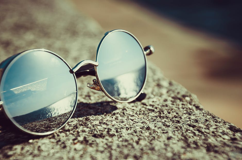 sun-glasses
